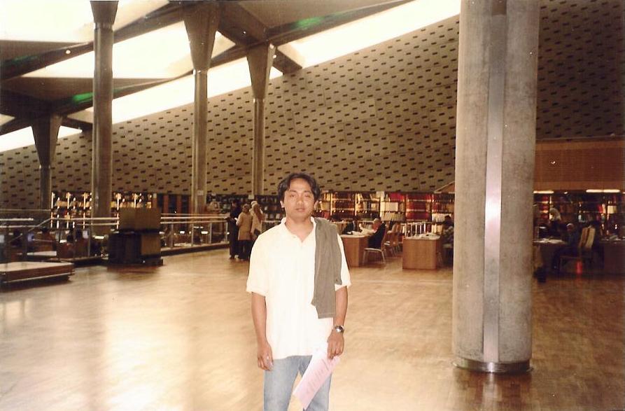 2004, Alexandria; Grand Bibliotheque2.jpg