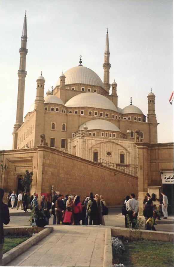 2004, Cairo; Qala'a overview4.jpg